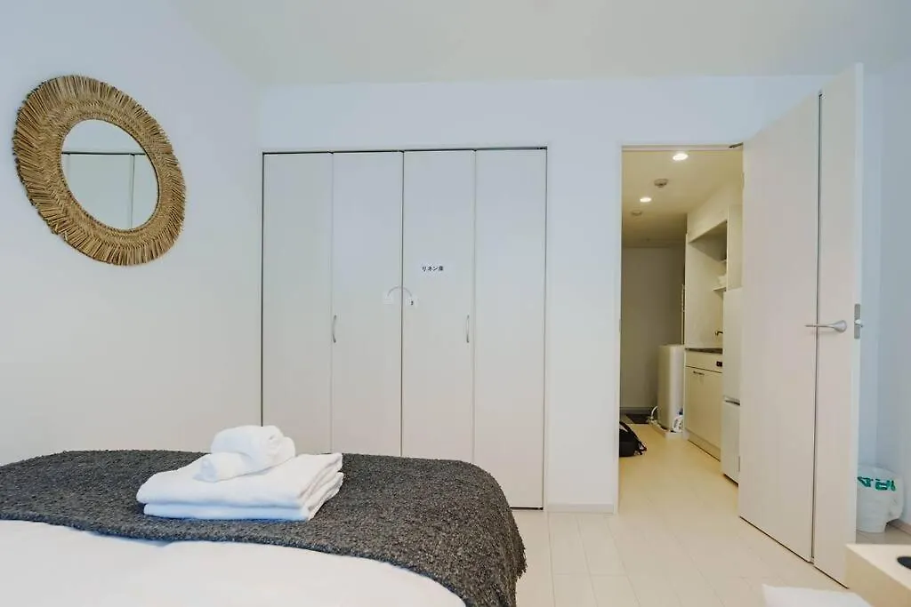 C Newly Renovated Hotel, Direct Access To Ueno, Asakusa, Disneyland, Airport Tokyo Apartment