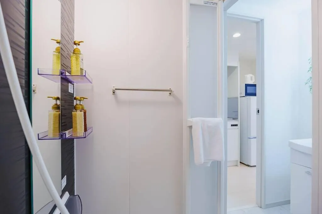 C Newly Renovated Hotel, Direct Access To Ueno, Asakusa, Disneyland, Airport Tokyo Apartment