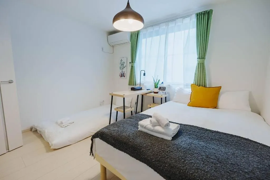 C Newly Renovated Hotel, Direct Access To Ueno, Asakusa, Disneyland, Airport Tokyo 0*,